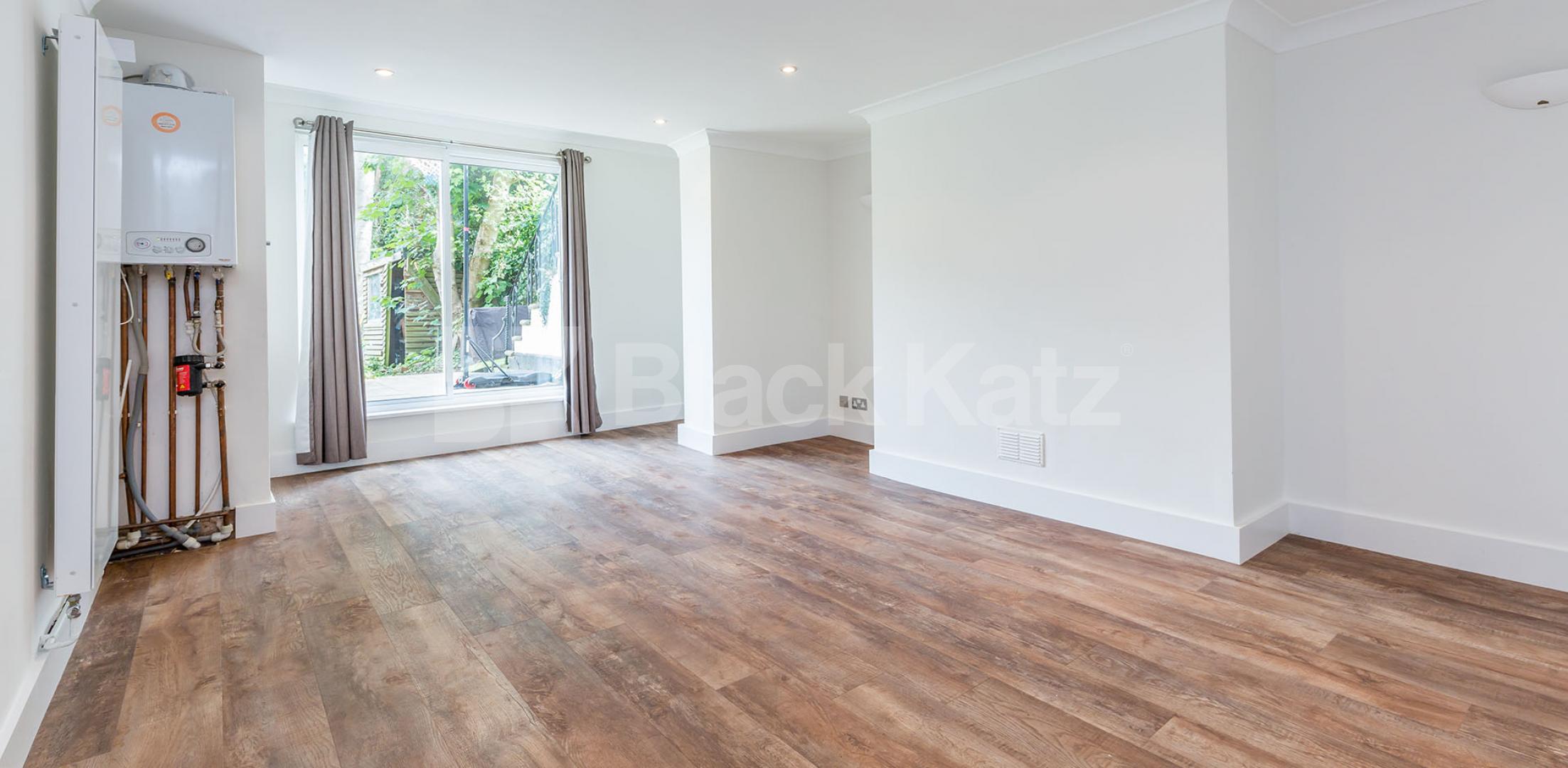 			Fantastic New Instruction !, 2 Bedroom, 1 bath, 1 reception Apartment			 Hadley Highstone, Barnet