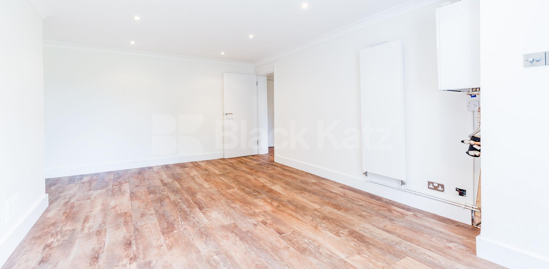 			Fantastic New Instruction !, 2 Bedroom, 1 bath, 1 reception Apartment			 Hadley Highstone, Barnet