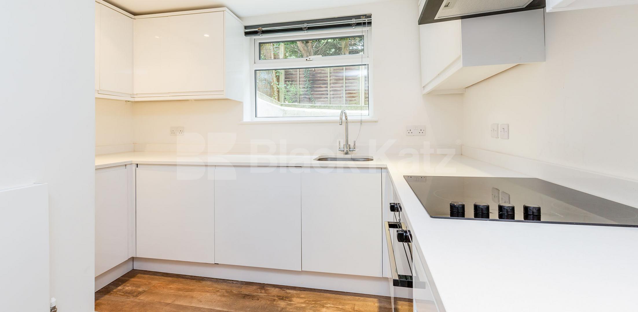 			Fantastic New Instruction !, 2 Bedroom, 1 bath, 1 reception Apartment			 Hadley Highstone, Barnet