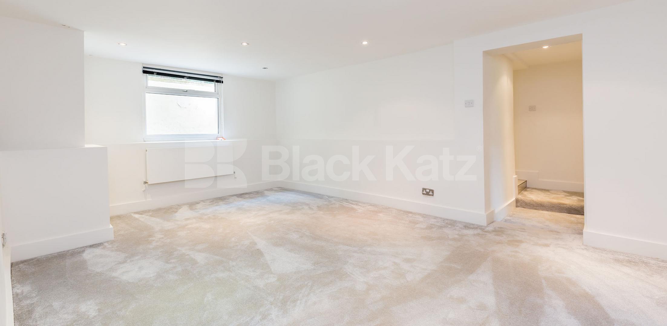 			Fantastic New Instruction !, 2 Bedroom, 1 bath, 1 reception Apartment			 Hadley Highstone, Barnet