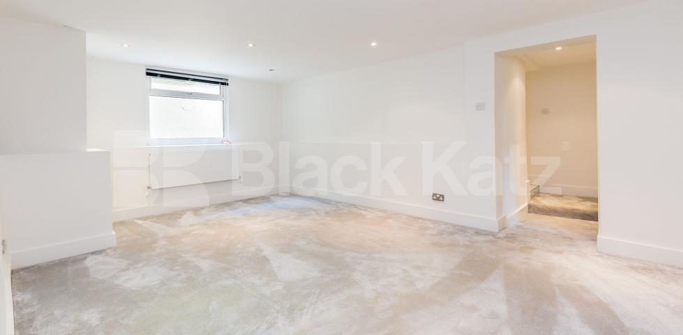 			Fantastic New Instruction !, 2 Bedroom, 1 bath, 1 reception Apartment			 Hadley Highstone, Barnet