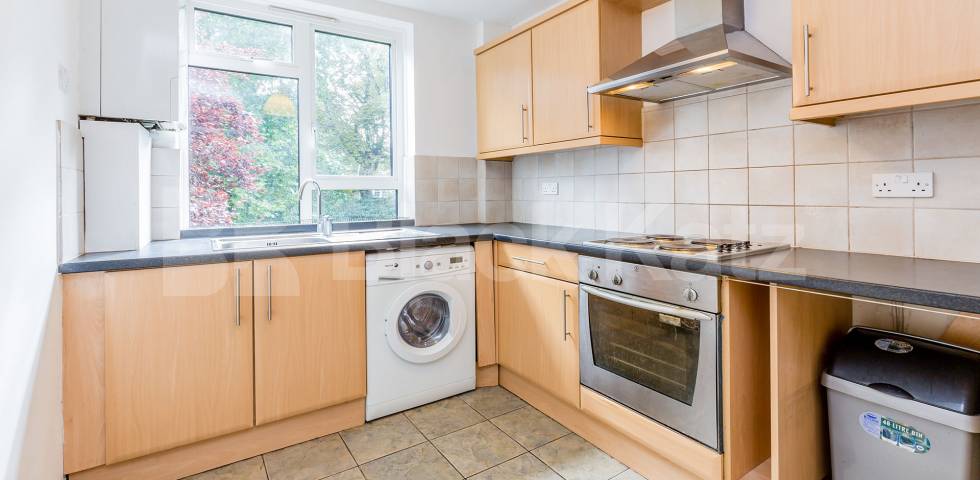 A beautiful one bedroom property located in a private purpose built development  Muswell Hill, Muswell Hill 