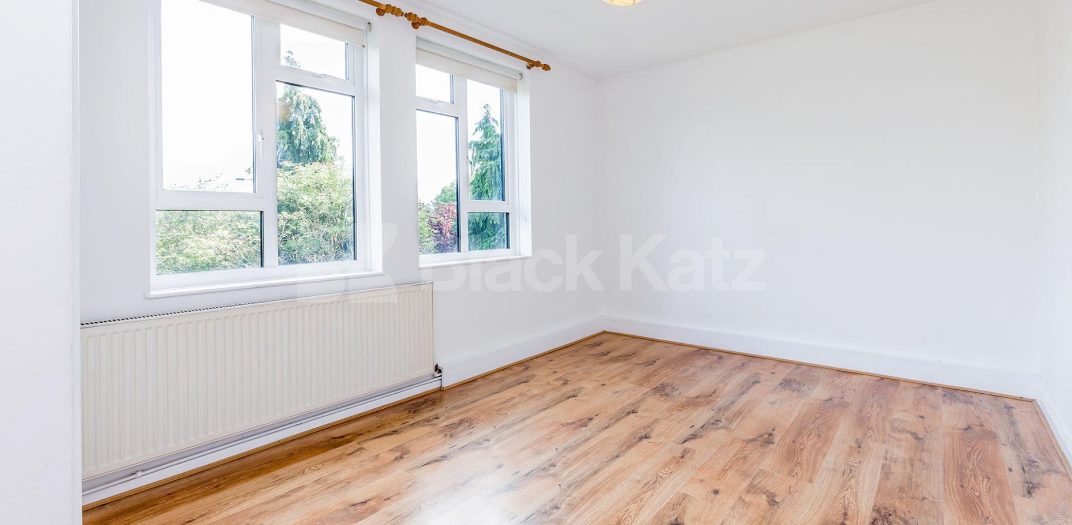 A beautiful one bedroom property located in a private purpose built development  Muswell Hill, Muswell Hill 