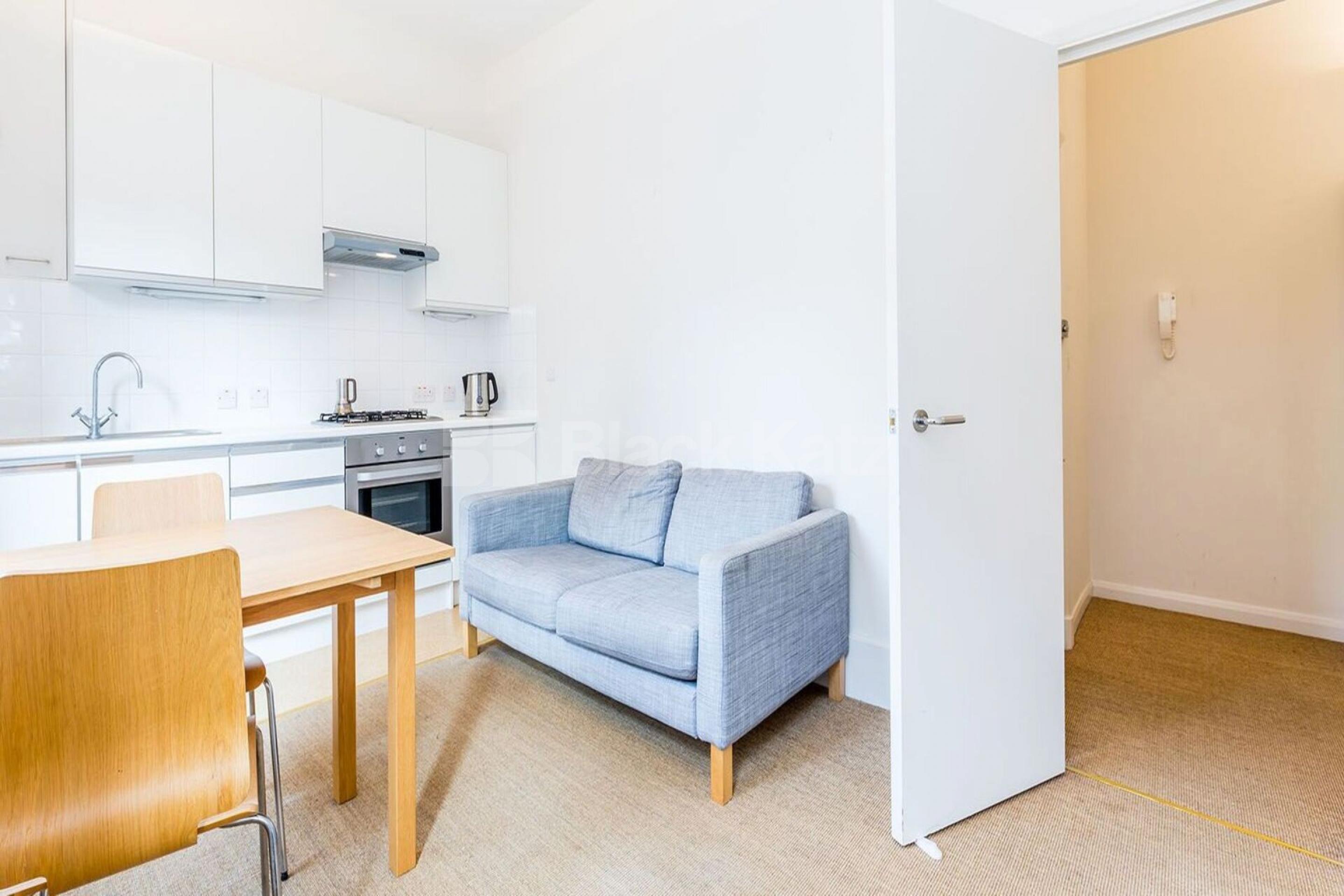 fantasticly located 2 bedroom property within an old pup conversion  Rawstorne Street  , Angel / Clerkenwell EC1V