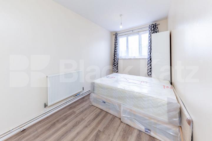 Spacious 3 Bedroom Home with Modern Interiors on Corporation Road N7 Corporation Street , Caledonian Road