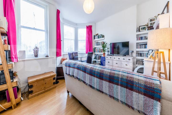 1 bedroom garden flat located in Crouch End Birkbeck Road, Crouch End