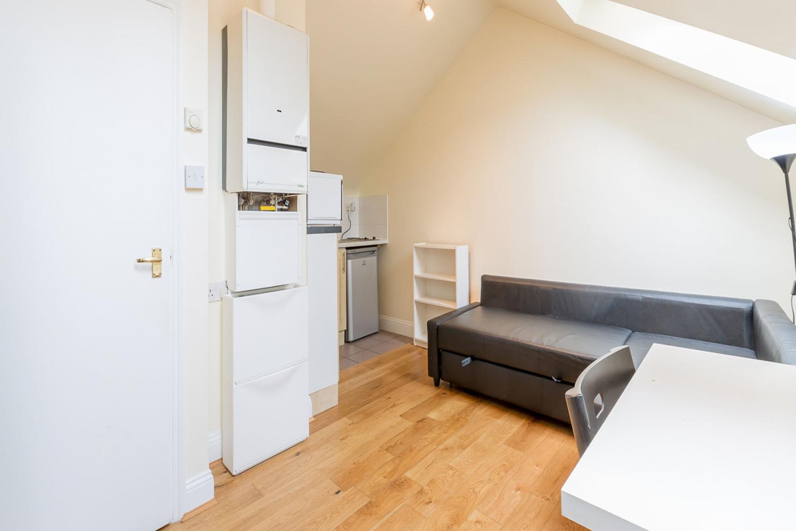 Cosy studio perfect for 1 person close to the trendy Upper Street Chapel Market, Angel