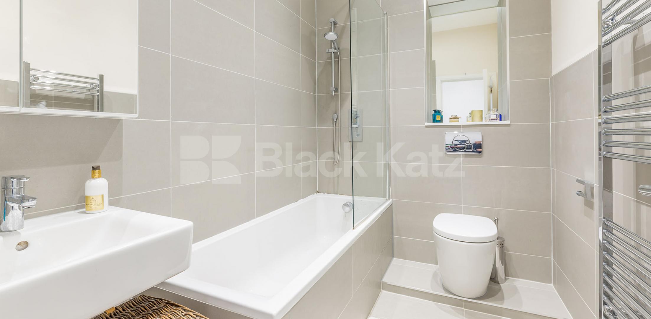 			STUNNING 1 BED WAREHOUSE APARTMENT, 1 Bedroom, 1 bath, 1 reception Flat			 ABILITY PLAZA-KINGSLAND ROAD, DALSTON-HAGGERSTON