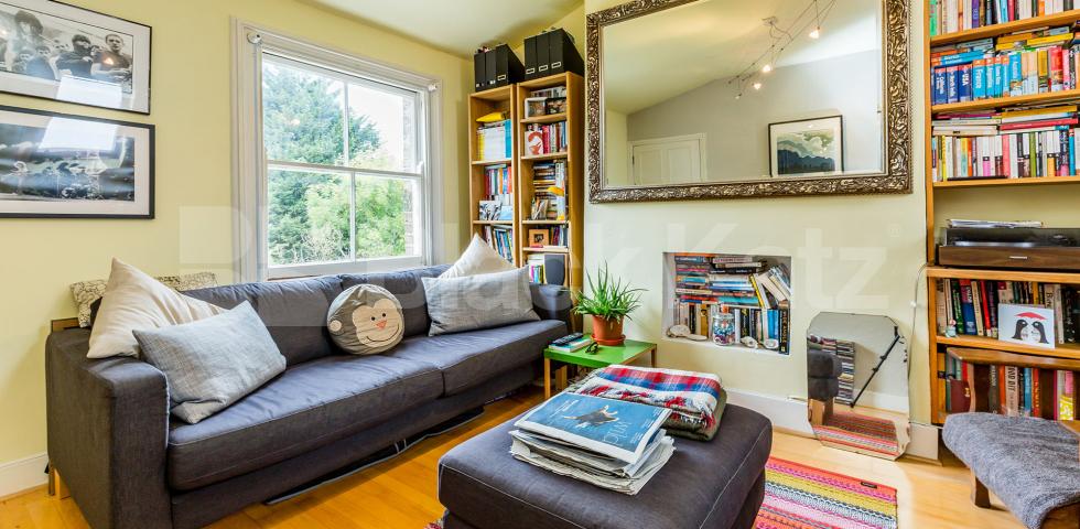 			Fantastic One Bed Property !, 1 Bedroom, 1 bath, 1 reception Flat			 Nelson Road, CROUCH END