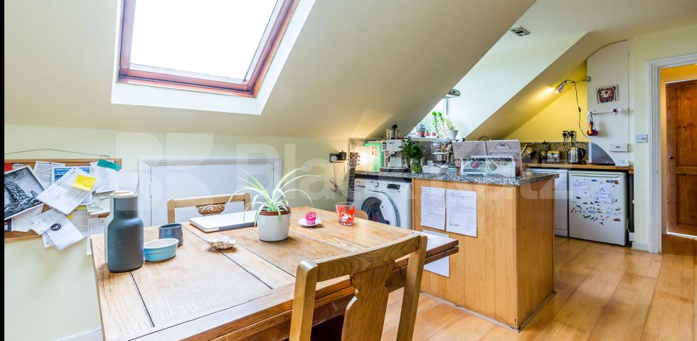 			Fantastic One Bed Property !, 1 Bedroom, 1 bath, 1 reception Flat			 Nelson Road, CROUCH END