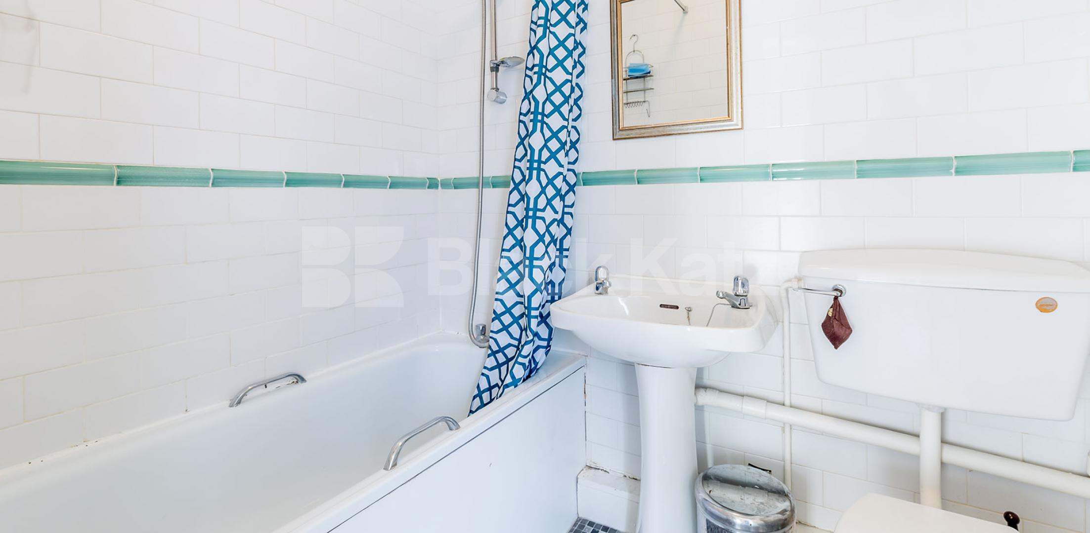 Cosy 1 bedroom property located in the Hillmarton Conservation area Hungerford Road, ISLINGTON