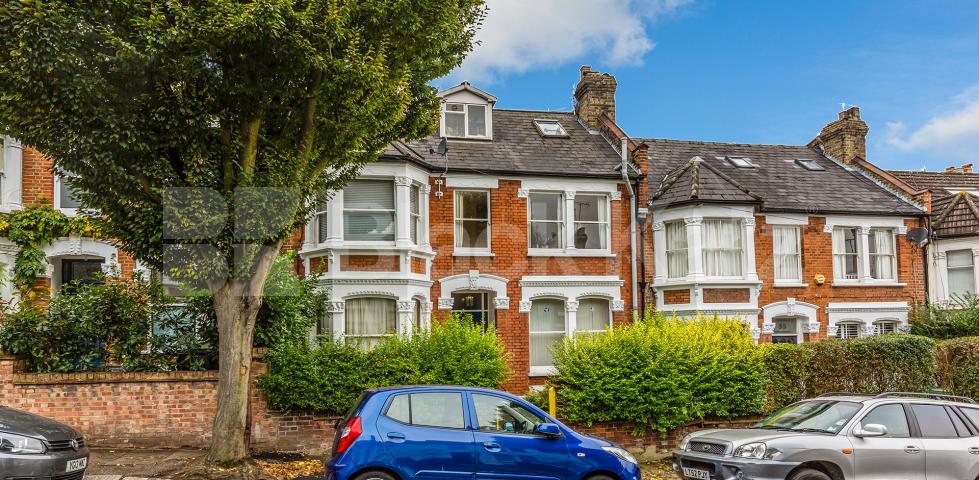 			Fantastic One Bed Property !, 1 Bedroom, 1 bath, 1 reception Flat			 Nelson Road, CROUCH END