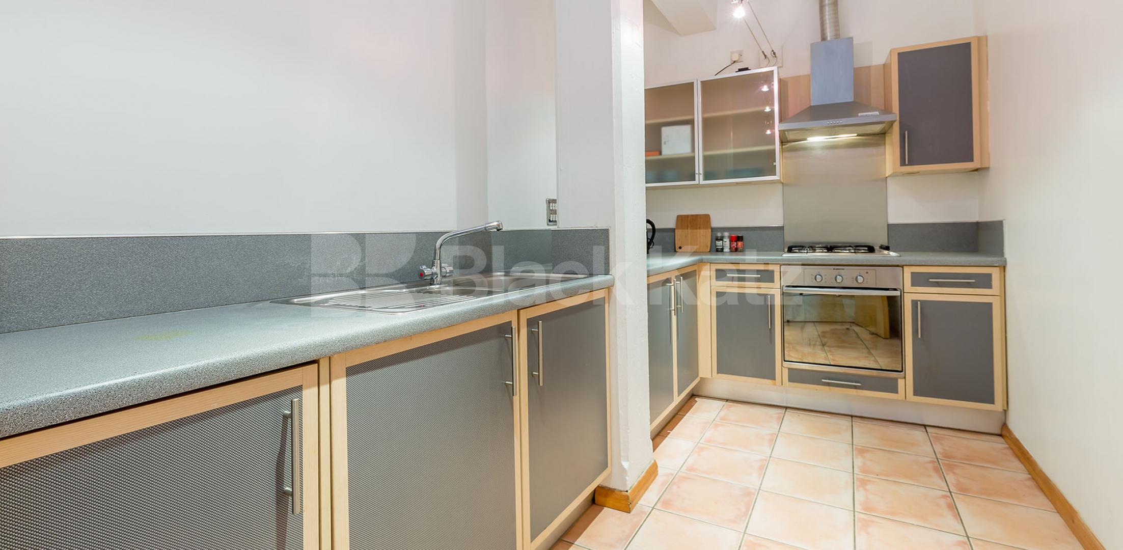 			LET AGREED, 1 Bedroom, 1 bath, 1 reception Flat			 SPRINGFIELD HOUSE LOFTS-TYSSEN STREET, DALSTON-HAGGERSTON-SHOREDITCH