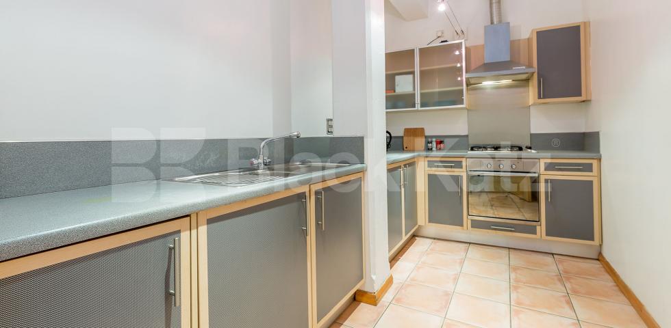 			LET AGREED, 1 Bedroom, 1 bath, 1 reception Flat			 SPRINGFIELD HOUSE LOFTS-TYSSEN STREET, DALSTON-HAGGERSTON-SHOREDITCH