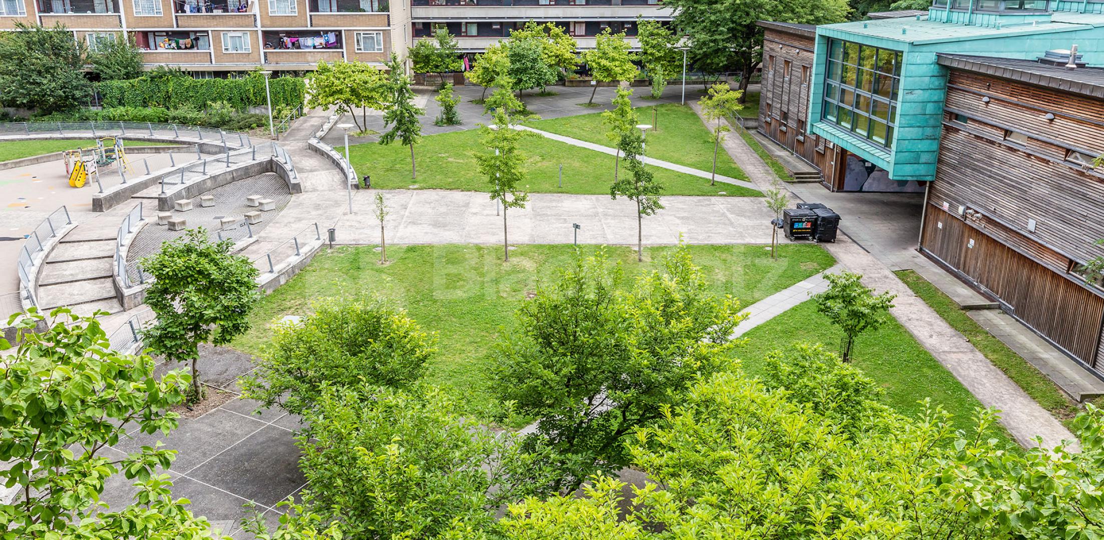 Spacious two double bedroom property set in a secure purpose built block Collier Street, Angel / Kings Cross