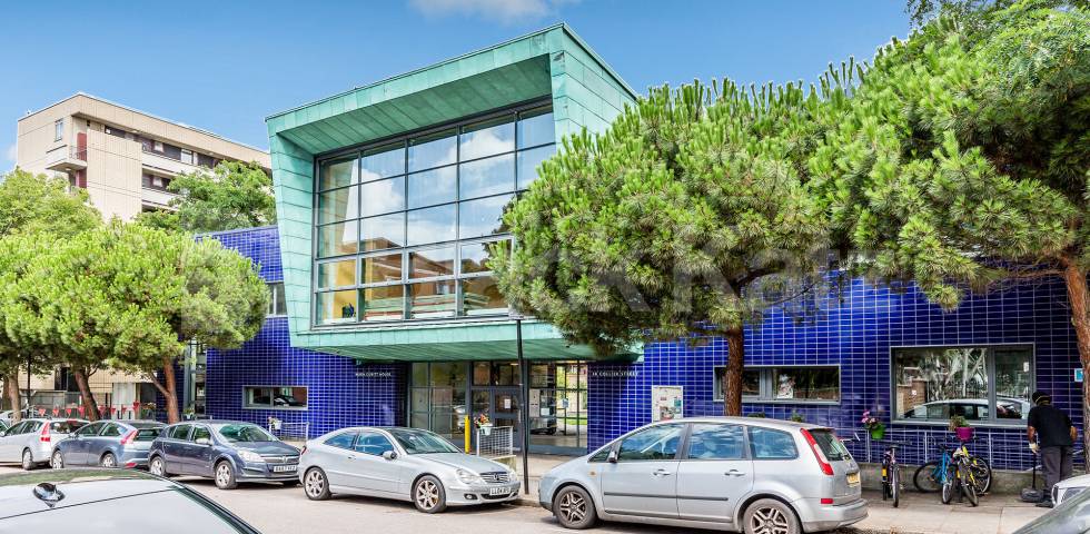 Spacious two double bedroom property set in a secure purpose built block Collier Street, Angel / Kings Cross