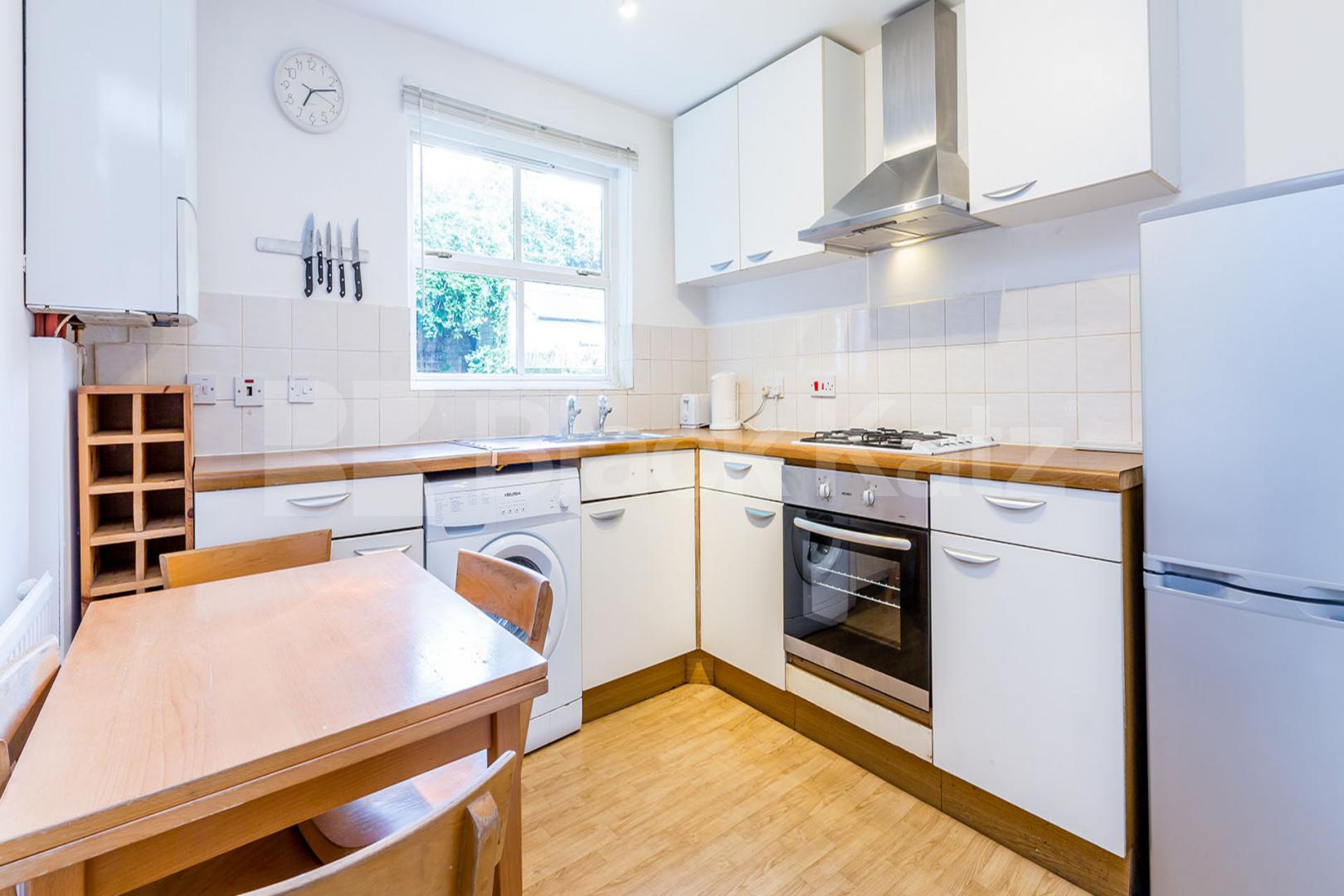 1 bedroom within a gated development just off Camden Road Moriatry Close, Holloway