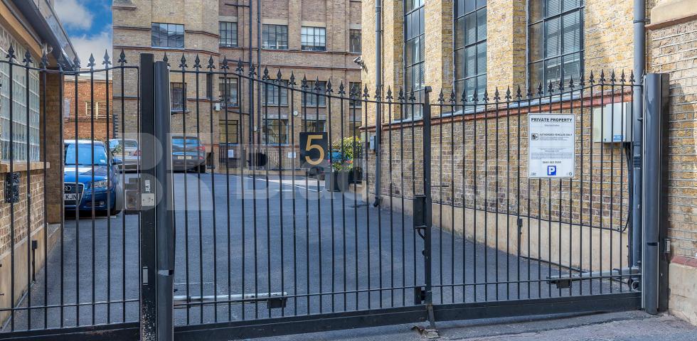 			WAREHOUSE CONVERSION , 1 Bedroom, 1 bath, 1 reception Flat			 SPRINGFIELD HOUSE LOFTS-TYSSEN STREET, DALSTON-HAGGERSTON-SHOREDITCH