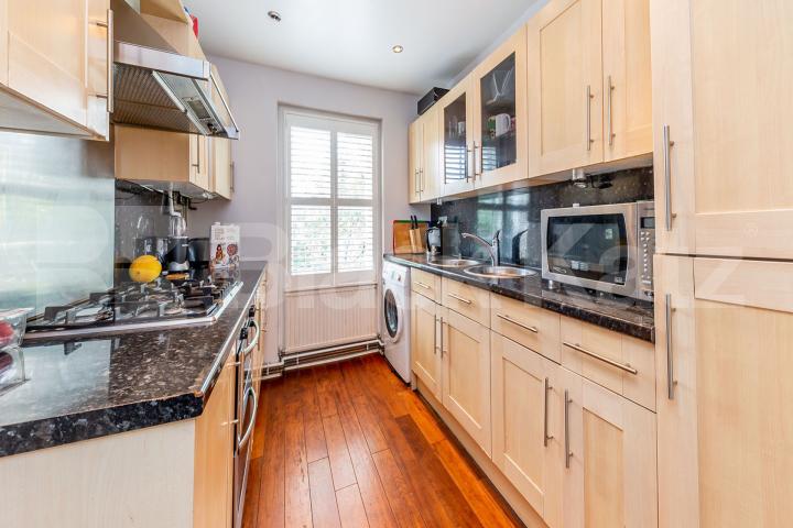 Beautiful 4 bedroom property perfect for professional and Students Camden Road, Camden Borders 