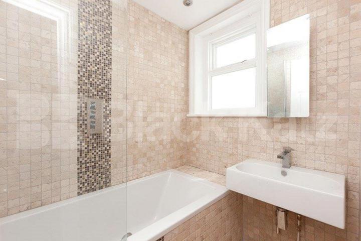 Beautiful 4 bedroom property perfect for professional and Students Camden Road, Camden Borders 
