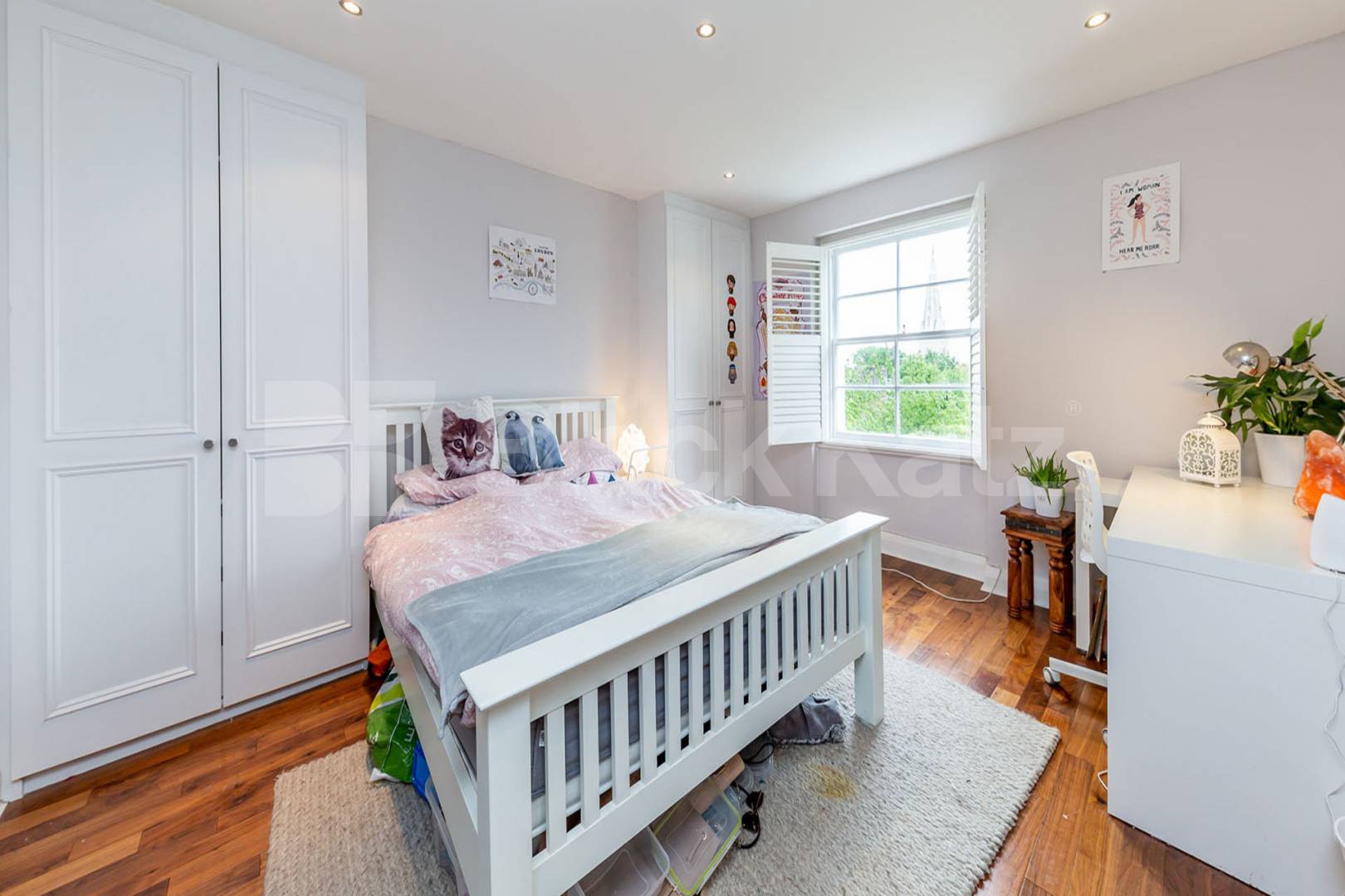 Beautiful 4 bedroom property perfect for professional and Students Camden Road, Camden Borders 