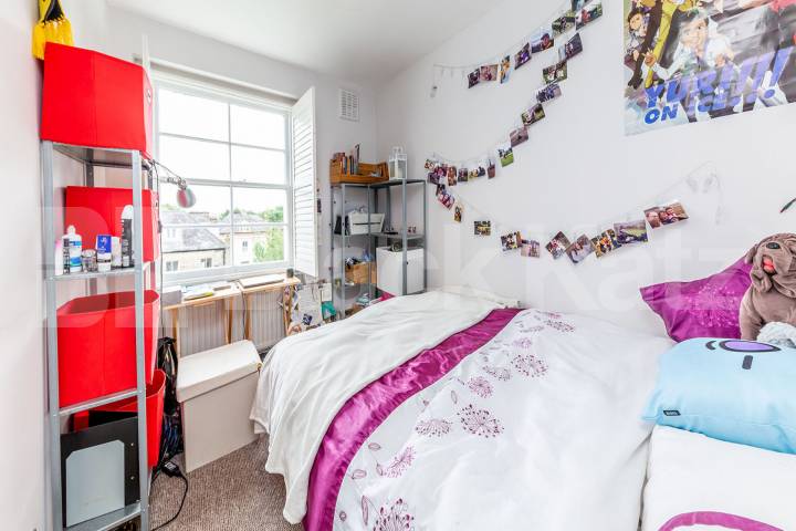 Beautiful 4 bedroom property perfect for professional and Students Camden Road, Camden Borders 