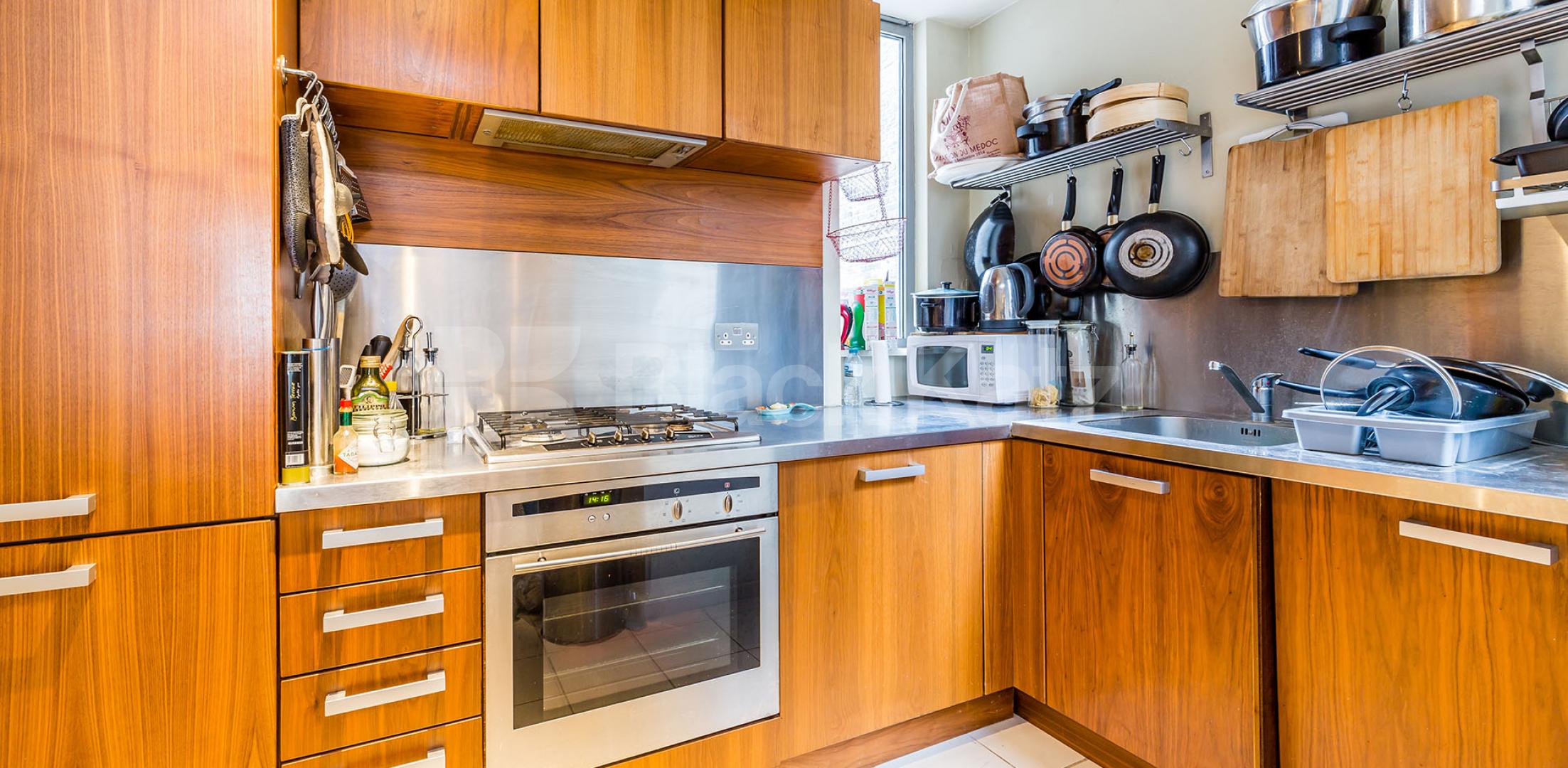 			NEW, 1 Bedroom, 1 bath, 1 reception Flat			 White Lion Street, ANGEL-ISLINGTON-KING'S CROSS