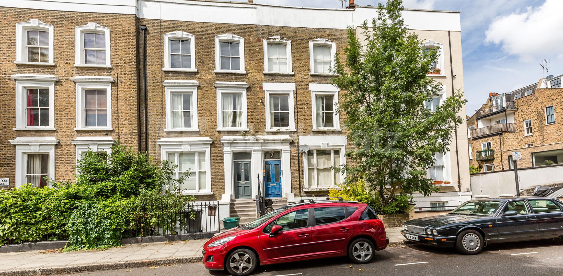 			BEAUTIFUL PERIOD CONVERSION, 1 Bedroom, 1 bath, 1 reception Flat			 Crowland Terrace, CANONBURY-ISLINGTON