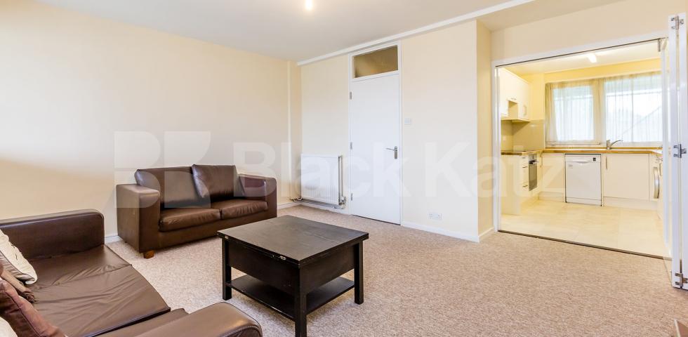 			SPACIOUS 3 BEDROOM FLAT BY KING'S CROSS, 3 Bedroom, 1 bath, 1 reception Flat			 Twyford Street, KING'S CROSS-CALEDONIAN ROAD