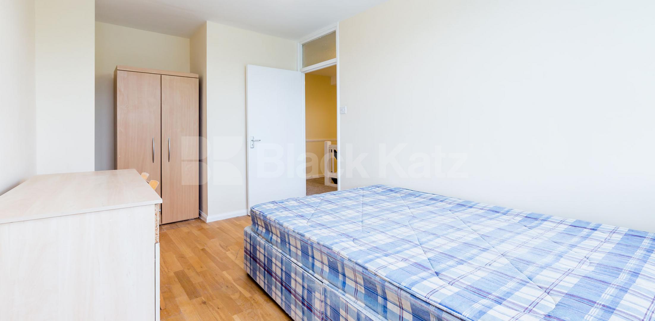 			3 Bedroom, 1 bath, 1 reception Apartment			 Twyford Street, Caledonian road / Kings cross