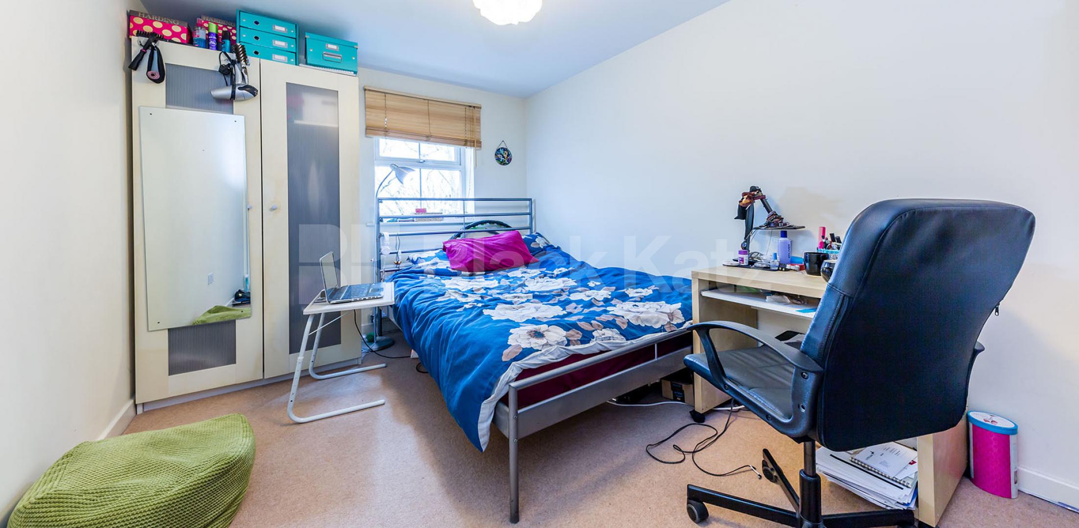 			New Instruction !, 2 Bedroom, 1 bath, 1 reception Apartment			 Gilson Place, Coppetts Road, Muswell Hill