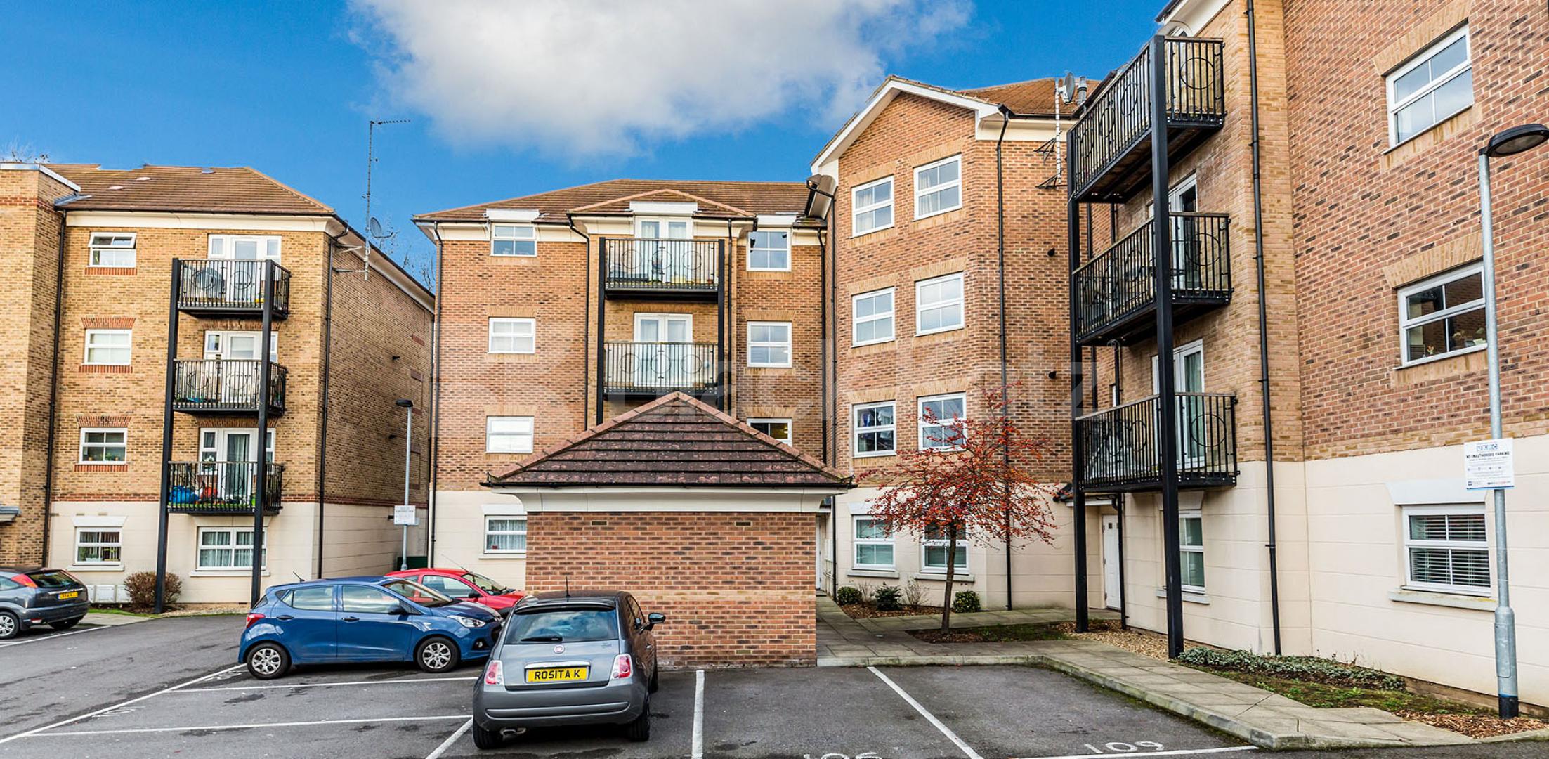 			New Instruction !, 2 Bedroom, 1 bath, 1 reception Apartment			 Gilson Place, Coppetts Road, Muswell Hill