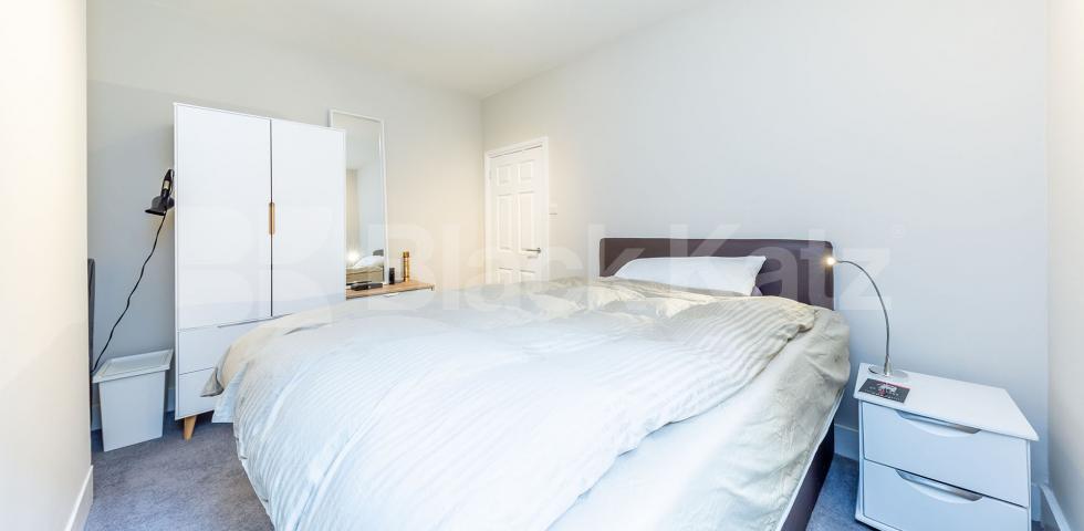 			GREAT 1 BEDROOM FLAT WITH PRIVATE PATIO GARDEN, 1 Bedroom, 1 bath, 1 reception Flat			 TEMPLE DWELLINGS-TEMPLE STREET, BETHNAL GREEN-HACKNEY-LONDON FIELDS