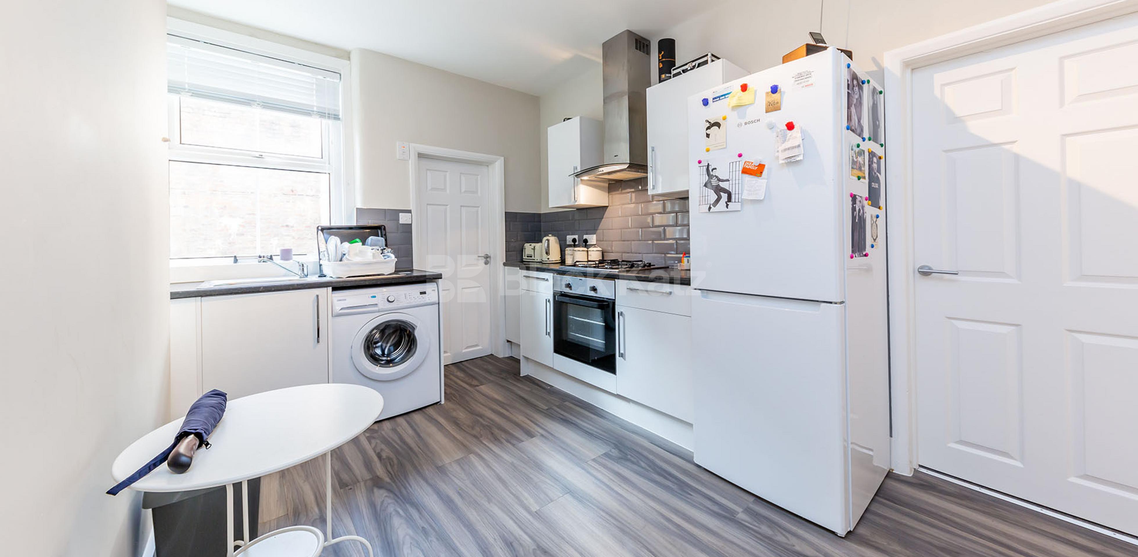 			GREAT 1 BEDROOM FLAT WITH PRIVATE PATIO GARDEN, 1 Bedroom, 1 bath, 1 reception Flat			 TEMPLE DWELLINGS-TEMPLE STREET, BETHNAL GREEN-HACKNEY-LONDON FIELDS E2