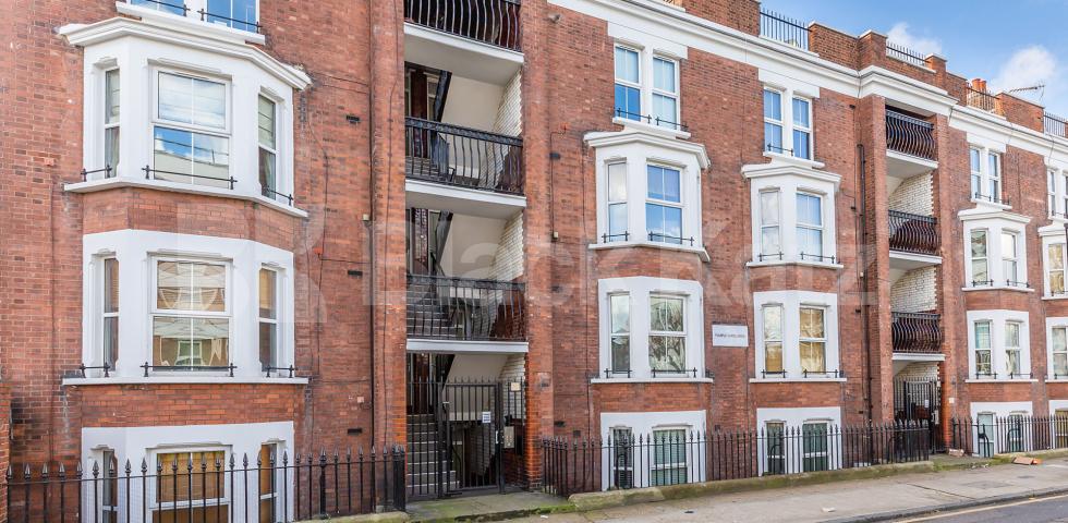 			GREAT 1 BEDROOM FLAT WITH PRIVATE PATIO GARDEN, 1 Bedroom, 1 bath, 1 reception Flat			 TEMPLE DWELLINGS-TEMPLE STREET, BETHNAL GREEN-HACKNEY-LONDON FIELDS