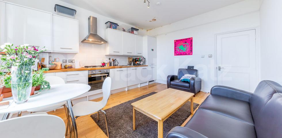 			MODERN 3 BEDROOM FLAT, 3 Bedroom, 1 bath, 1 reception Apartment			 Junction Road  , ARCHWAY - TUFNELL PARK