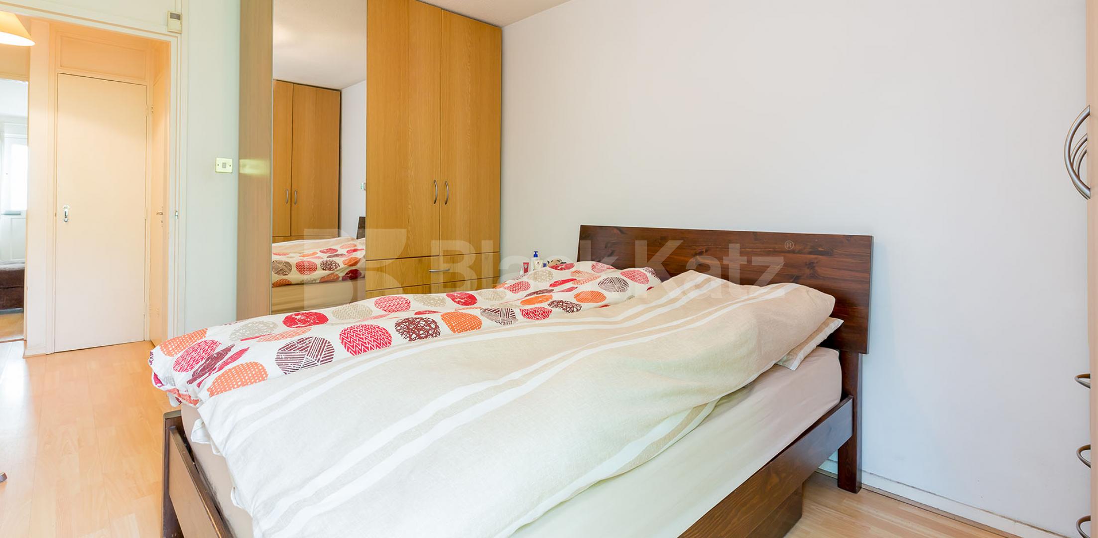 			NEW INSTRUCTION!, 1 Bedroom, 1 bath, 1 reception Flat			 Fonthill Road, FINSBURY PARK