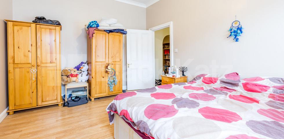			1 Bedroom, 1 bath, 1 reception Flat			 Hornsey High Street, Hornsey