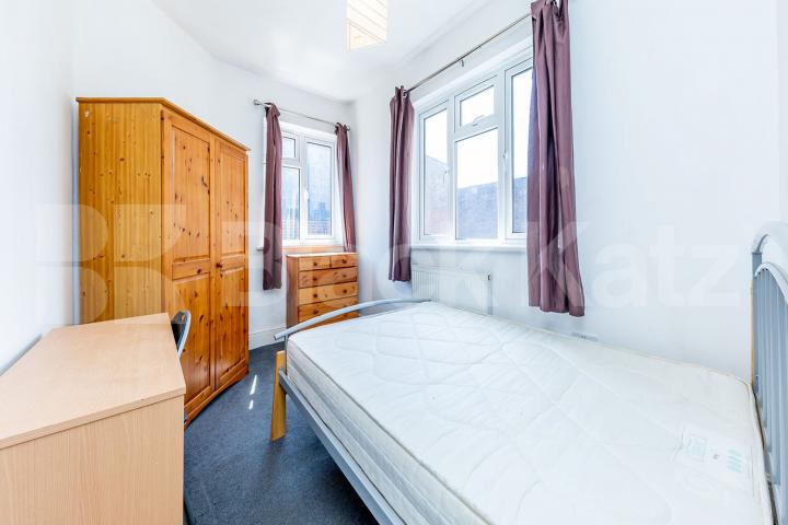 5 bedroom property perfect for students or professionals in zone 1 Chapel Market, Angel