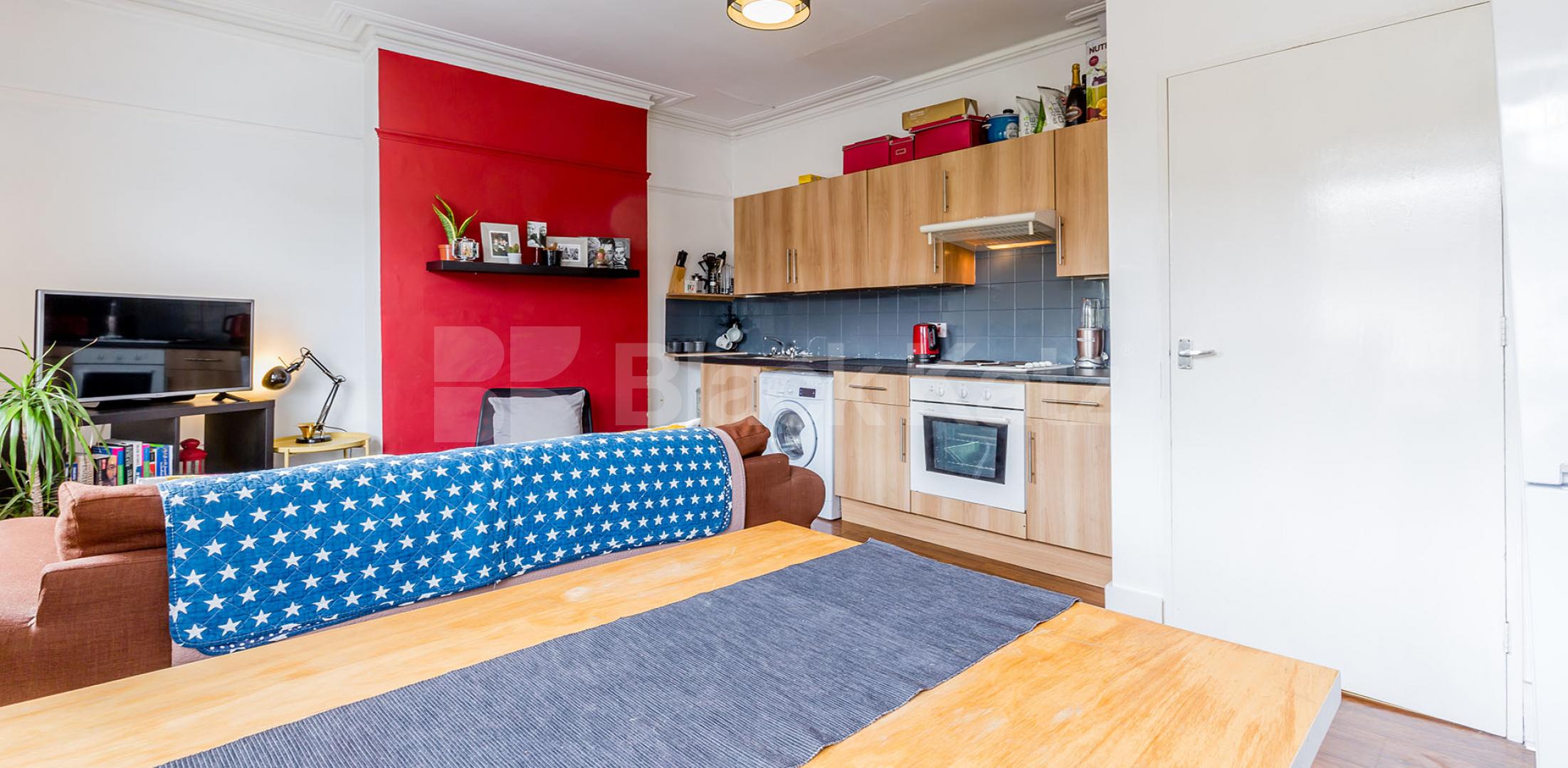 			NEW INSTRUCTION!, 2 Bedroom, 2 bath, 1 reception Apartment			 Cheshire Road, Bounds Green