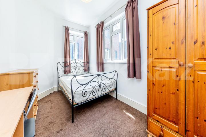 5 bedroom property perfect for students or professionals in zone 1 Chapel Market, Angel