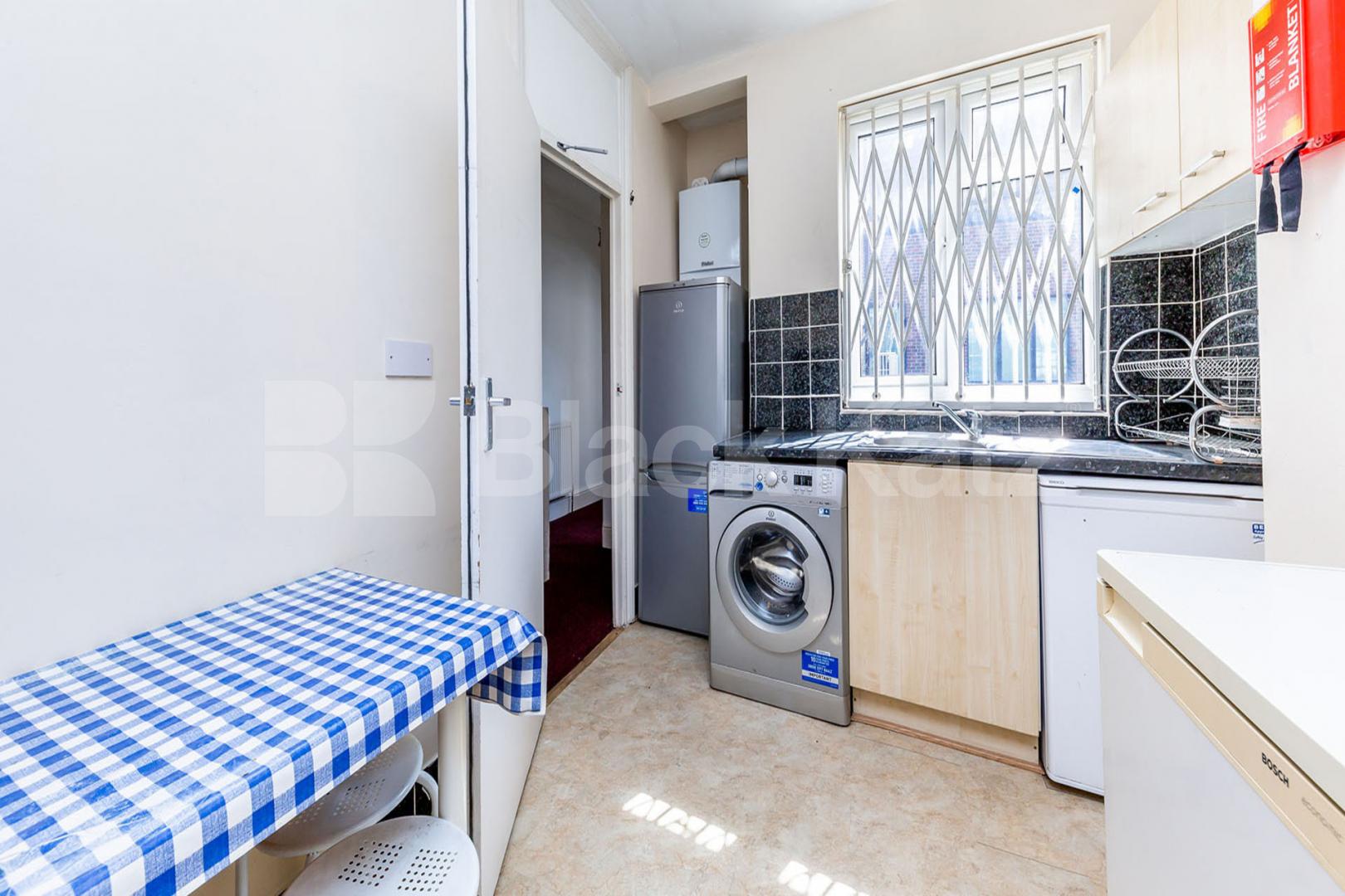 5 bedroom property perfect for students or professionals in zone 1 Chapel Market, Angel