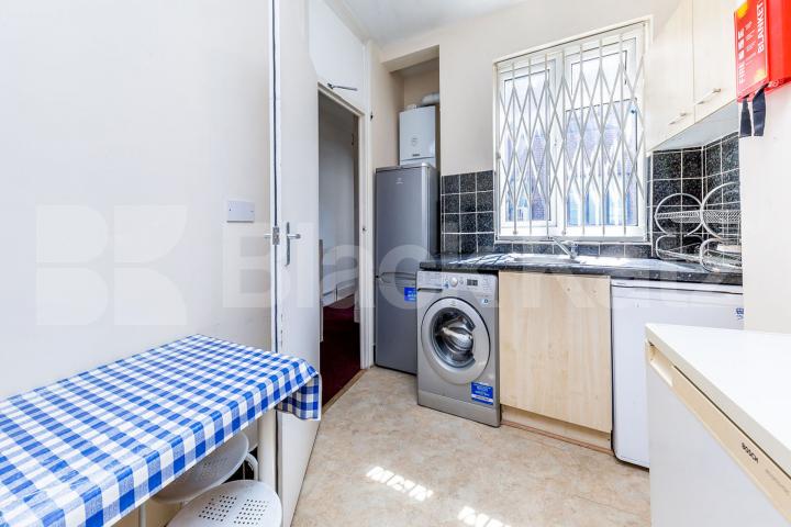 5 bedroom property perfect for students or professionals in zone 1 Chapel Market, Angel