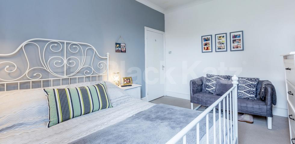 			NEW INSTRUCTION!, 2 Bedroom, 2 bath, 1 reception Apartment			 Cheshire Road, Bounds Green