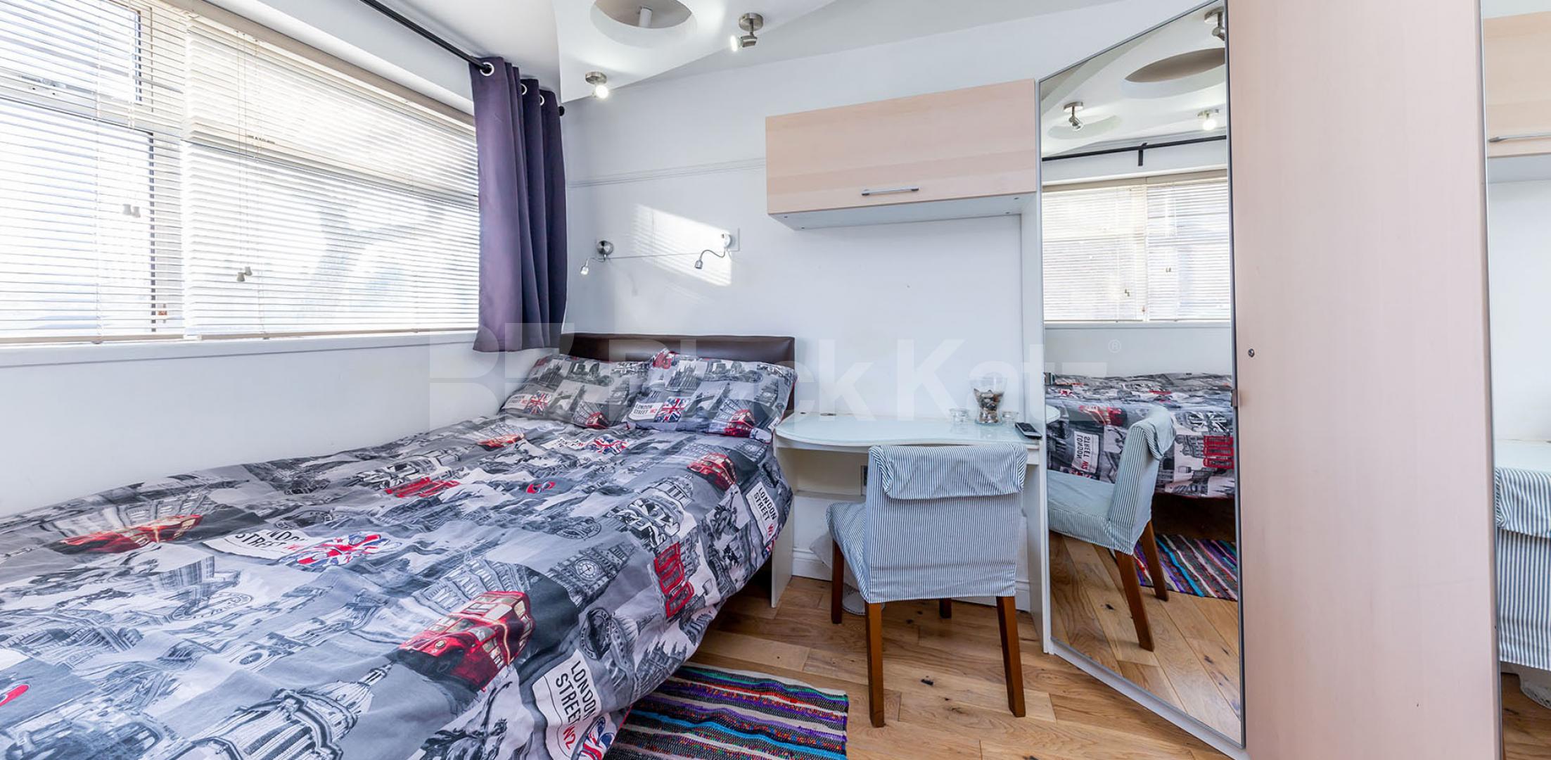 			4 Bedroom, 1 bath, 1 reception Maisonette			 OLD CHURCH ROAD E1 , Whitechapel/Stepney 