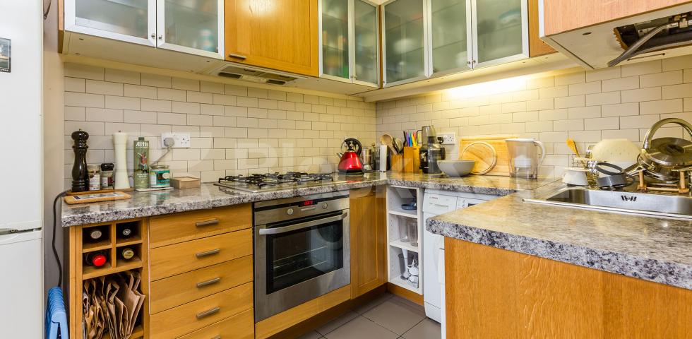 			LARGE 2 BEDROOM FLAT WITH PRIVATE TERRACE, 2 Bedroom, 1 bath, 1 reception Flat			 Blackstock Road, HIGHBURY-ARSENAL-FINSBURY PARK