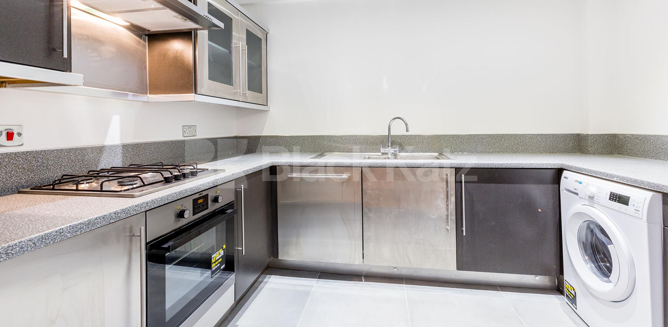 			SPACIOUS TWO BEDROOM WAREHOUSE CONVERSION, 2 Bedroom, 1 bath, 1 reception Flat			 GROVE HOUSE-TUDOR ROAD, HACKNEY-BETHNAL GREEN-LONDON FIELDS