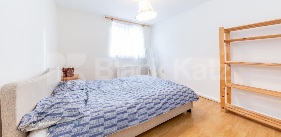 			New Instruction!, 1 Bedroom, 1 bath, 1 reception Flat			 Middle Lane, Crouch End