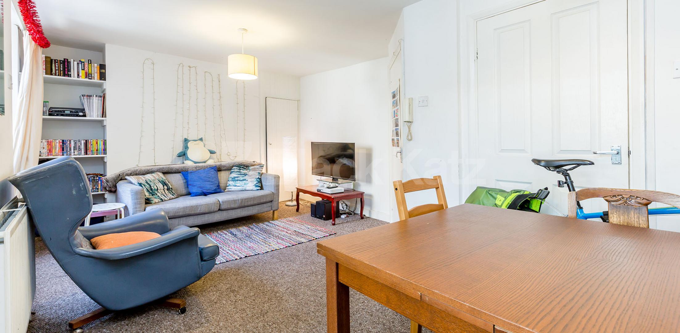 			Superb 4 Double Bedroom House with a roof terrace, 4 Bedroom, 1 bath, 1 reception Flat			 High Street Hornsey, CROUCH END N8