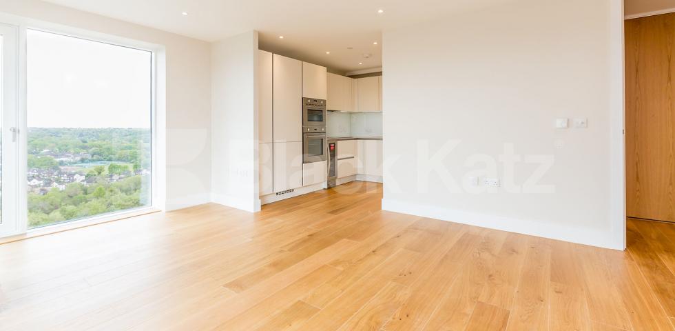 			New Instruction!, 2 Bedroom, 1 bath, 1 reception Apartment			 Northway House, Whetstone